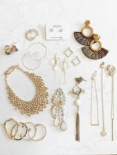 Jewelry & Accessories